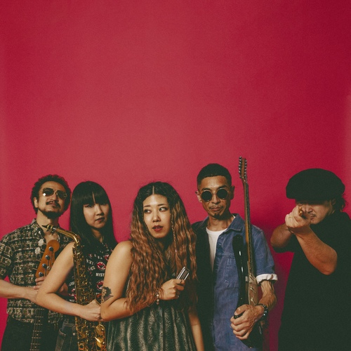 Momiji & The Bluestones