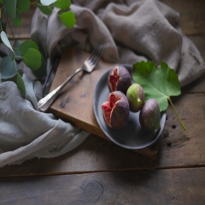 Orange Fig (feat. Shina Chiku)