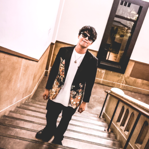 TAKERU