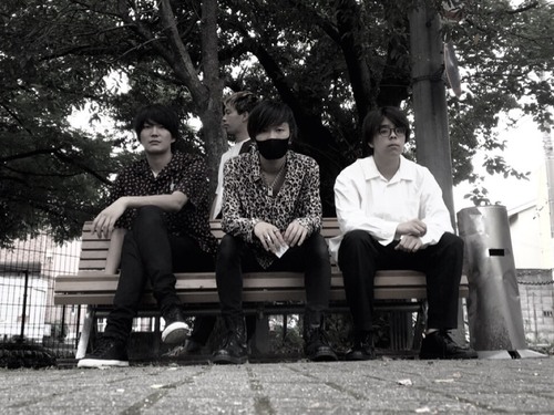 Thee Spotted Indian Knives