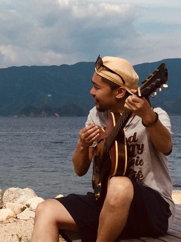 CHICO & Acoustic Caravan