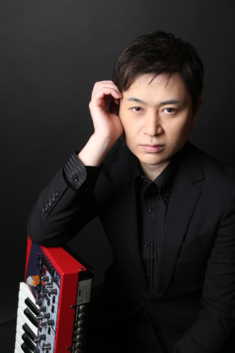 TOSHIYUKI MIYAKE