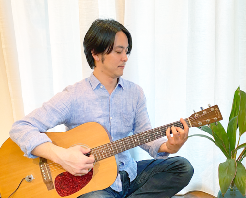 Healing song singer Kentaro