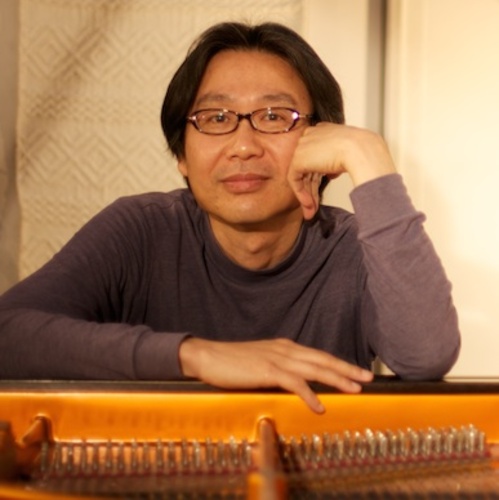 AKIRA TAKAHASHI