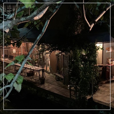 Restaurant on the river