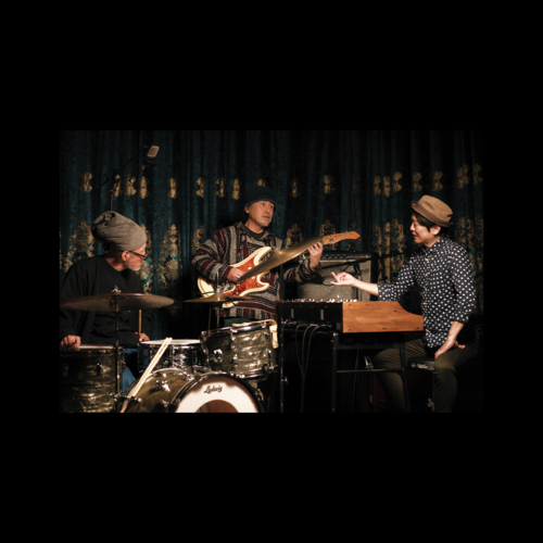 Tiny Step "Southside" Trio