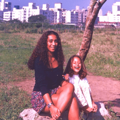 Sorriso dedicado as mães