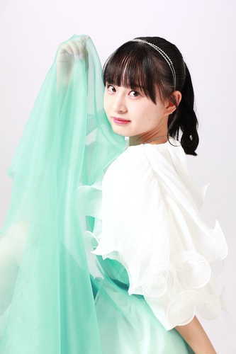 LUNA SUZUKAWA