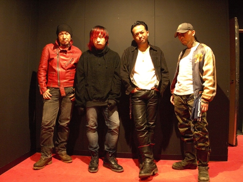 REVOLVER