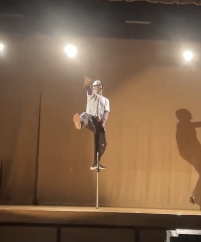 SingerDancerRising