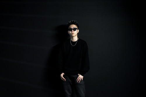 LAY