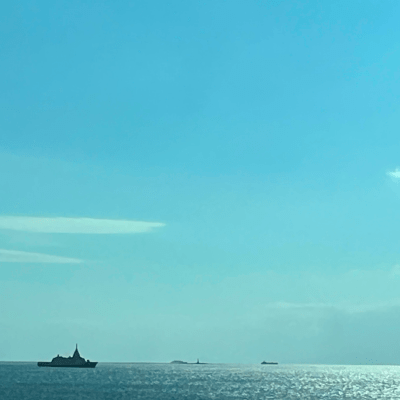 Luminous Horizon Drift