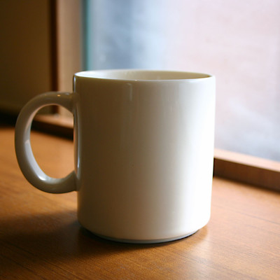 Hot Milk (feat. jurio)