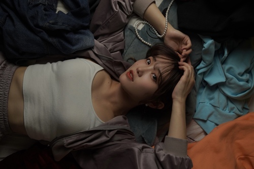 AYAKA TAKIZAWA