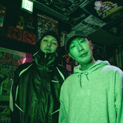 SMOKIN' IN THE BOYS ROOM