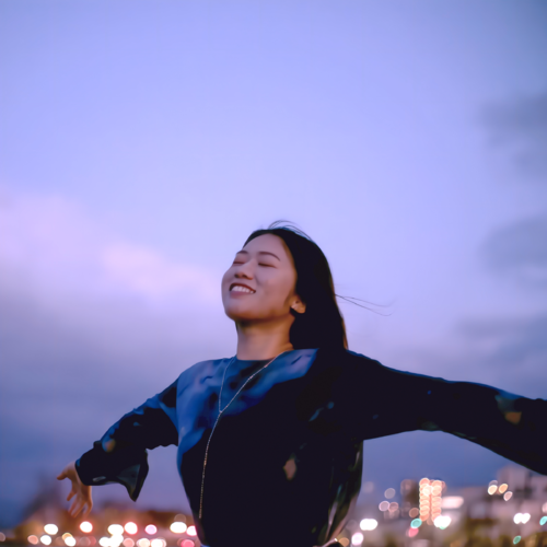 NANA KAMIYAMA