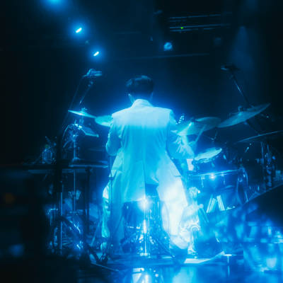 Live in THE WORLD - North America
