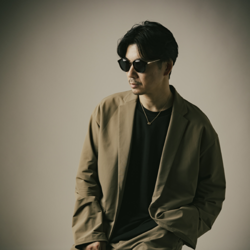 TSUYOSHI