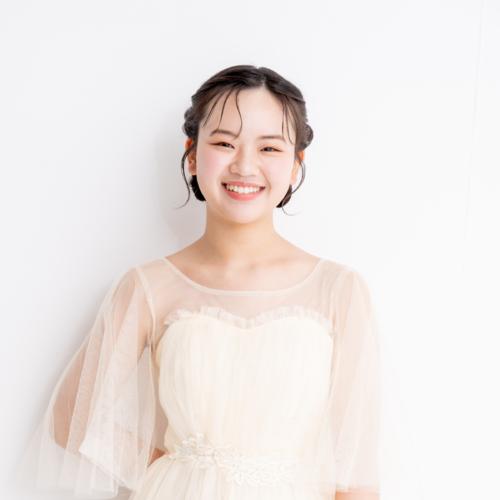 Aki Azuma