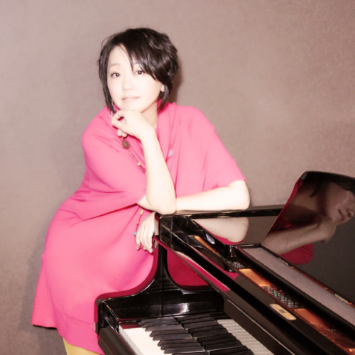 Hitomi Momoi