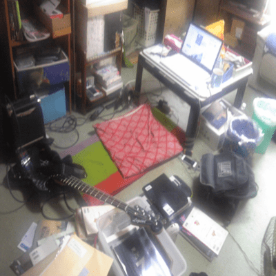 Physicalistic Hollow