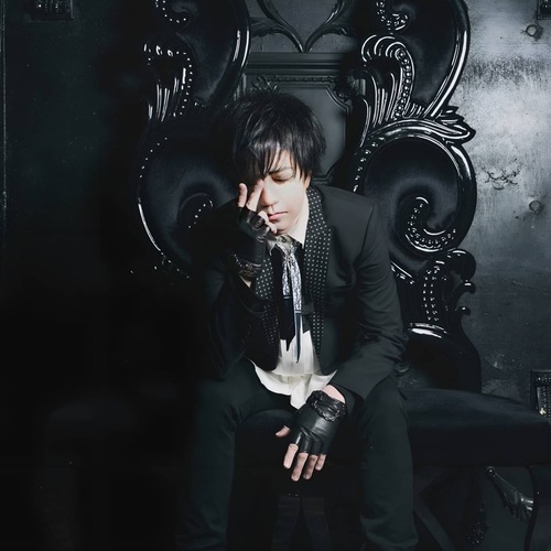TSUTOMU ISHIZUKI