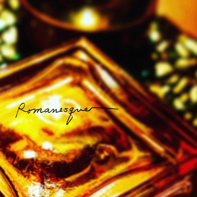 Romanesque -Bottle 4 Traveller-