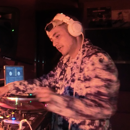 DJ TARO