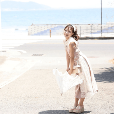 I want to ride a swan boat