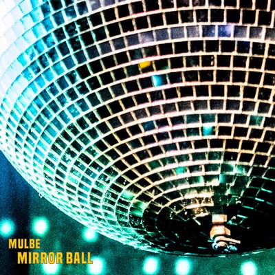 MIRROR BALL
